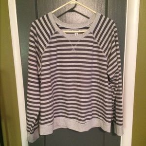 Old Navy Grey Striped Sweater