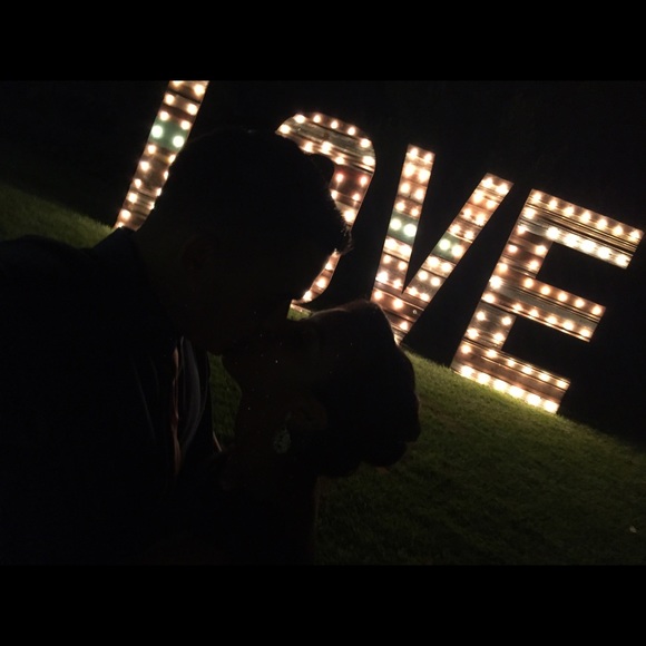 Meet your Posher, Elyse - Picture 2 of 3