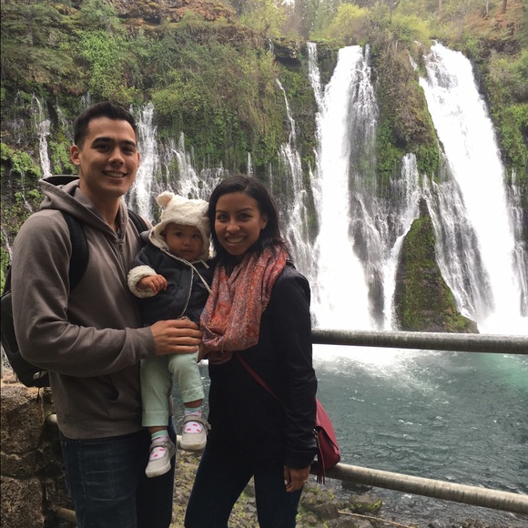 Meet your Posher, Elyse - Picture 3 of 3