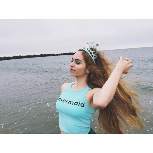 Meet Your Posher, Sonia! - Picture 2 of 4