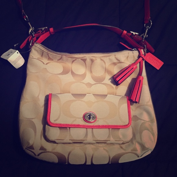 Medium Size Coach Coral/Khaki Hobo