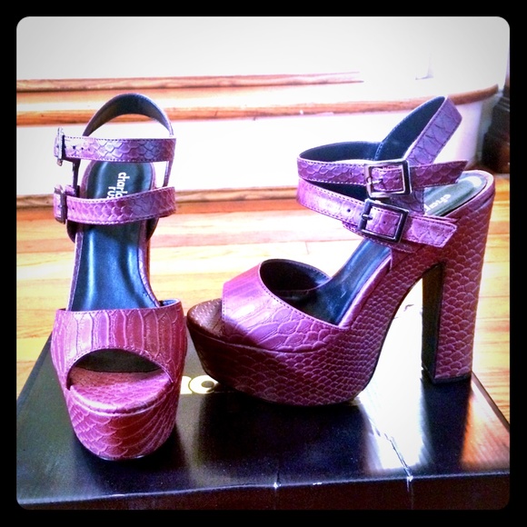 snake skin double buckle chunky heel