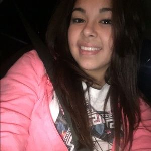 Meet your Posher, Araceli