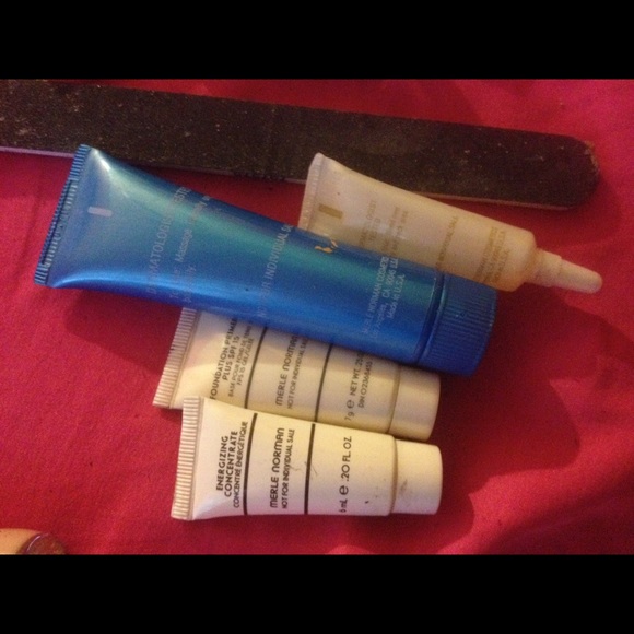 make up bundle - Picture 3 of 4