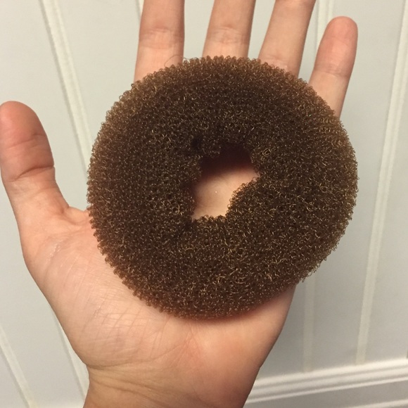 Two brown hair buns - Picture 2 of 3