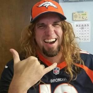 Meet your Posher, Marc