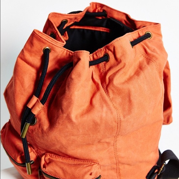 Urban Outfitters Army Canvas Backpack - Picture 2 of 4