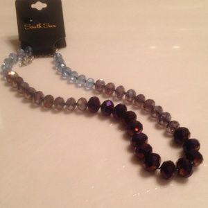 Gorgeous holiday necklace