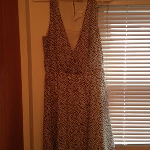 Short black and white dress