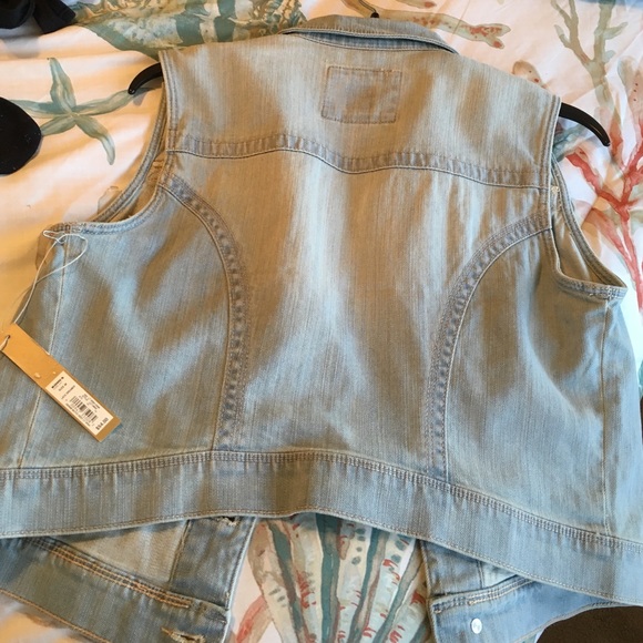 Denim Vest - Picture 3 of 4
