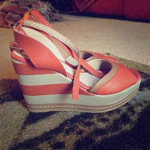 Malu Wedge Heels