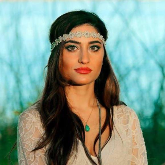 Meet your Posher, Noy