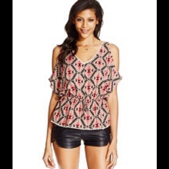 Cold shoulder top