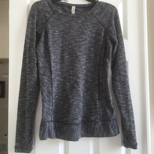 Lululemon top