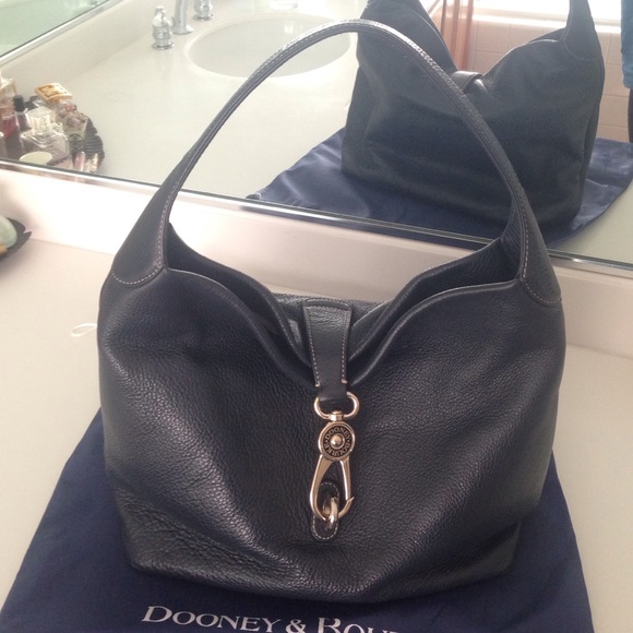 Dooney & Bourke Navy leather Hobo w/accessories