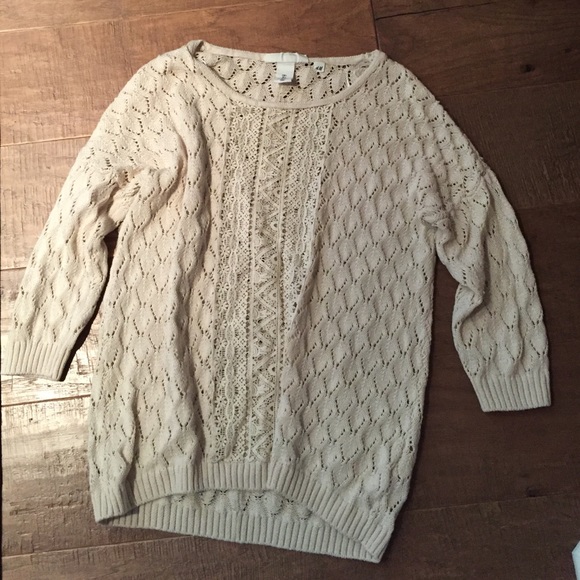 Super cute H&M sweater