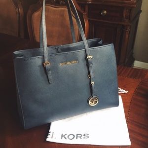 Michael Kors Saffiano Medium Satchel