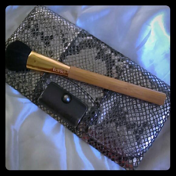 Tarte Makeup Brush