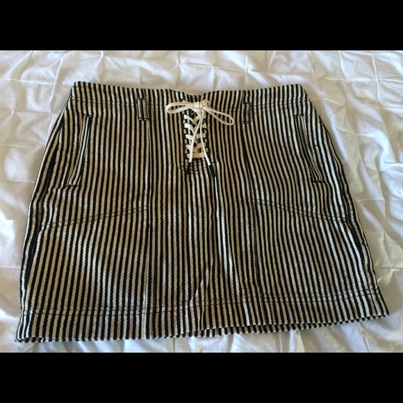 Madewell Dresses & Skirts - Madewell Ticking Stripe Mini-skirt