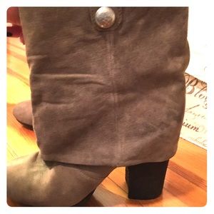 SALE til 10pm EST 🍾Vince Camuto Leather Boots 8.5