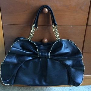 Betsey Johnson Black "Bow Dacious" Satchel