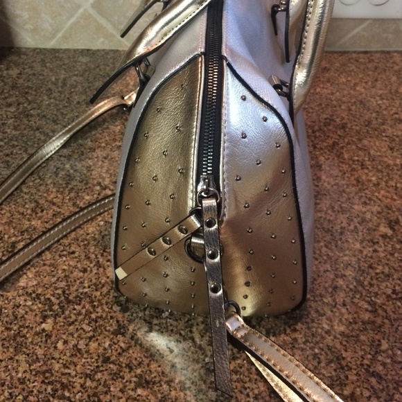 NEW Purse - Picture 2 of 4