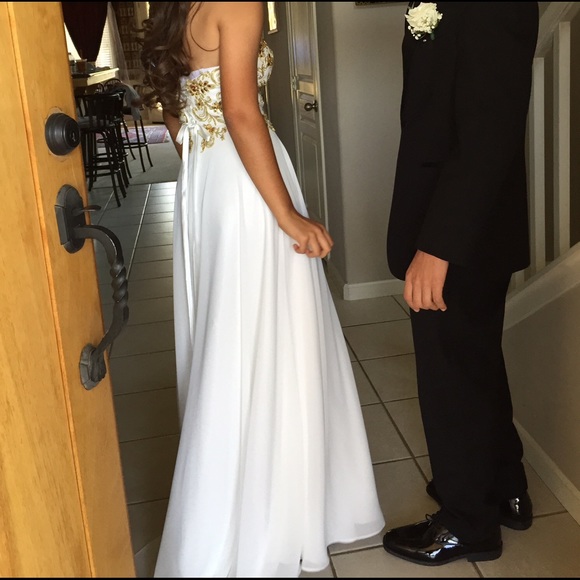 Aspeed USA White and Gold Dress - Picture 2 of 4