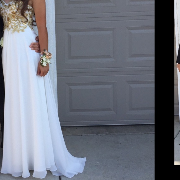 Aspeed USA White and Gold Dress - Picture 3 of 4