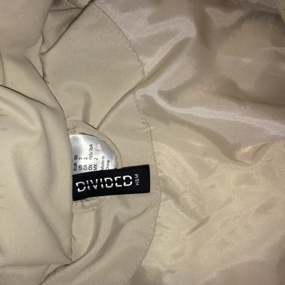 H&M coat - Picture 2 of 2