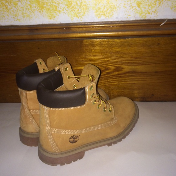 Timberlands - Picture 2 of 2