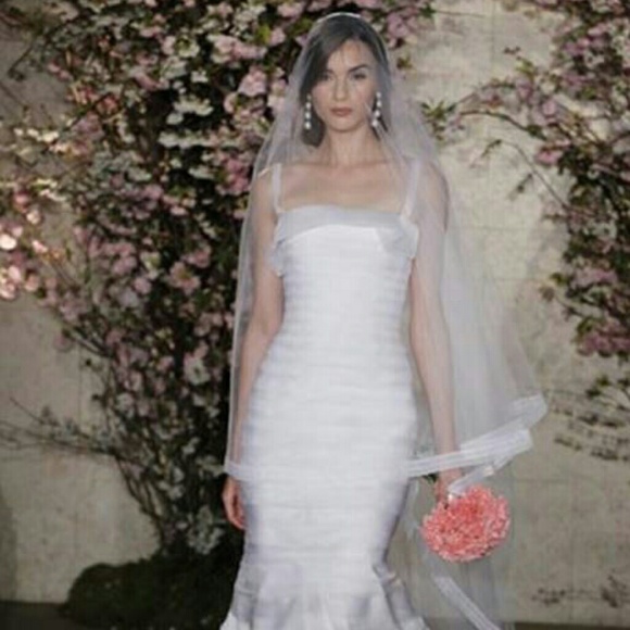 Oscar de la Renta Wedding Dress