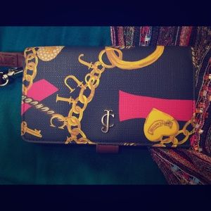 Juicy Couture Phone Wristlet