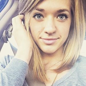 Meet your Posher, Paige