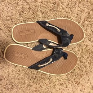 sperry sandals