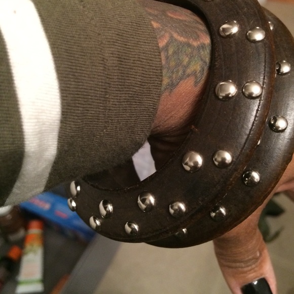 Bracelet - Picture 3 of 3