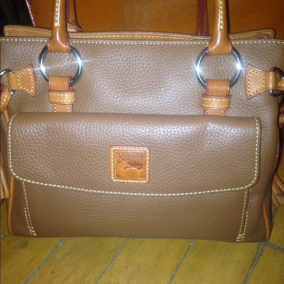 Dooney & Bourke Purse