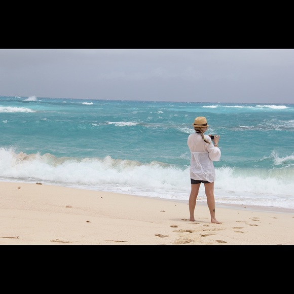 Meet your Posher, Rae - Picture 3 of 4