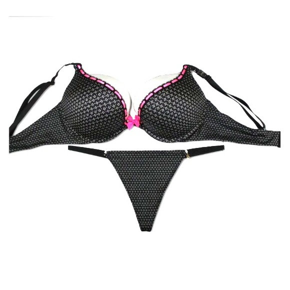 Victoria's Secret Bombshell Plunge Bra 36 C