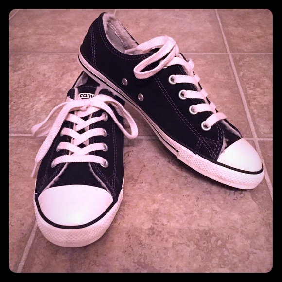 black & white insulated Converse