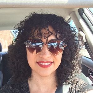 Meet your Posher, Norma