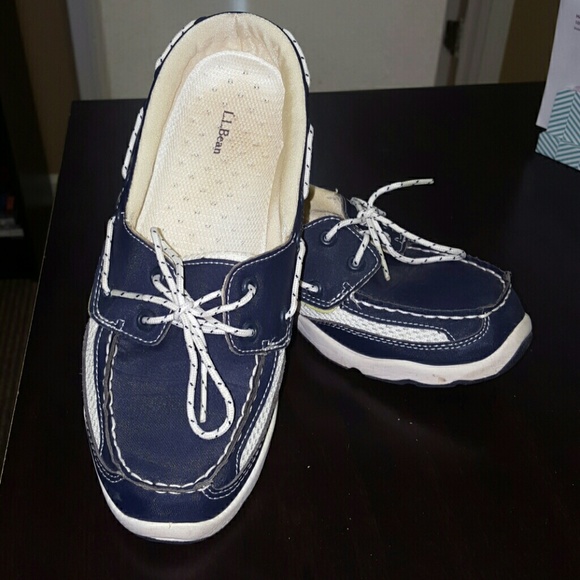 Super cute and comfy L.L. Bean slip on shoes