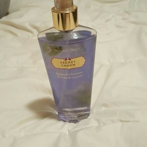 New Victoria's secret body mist
