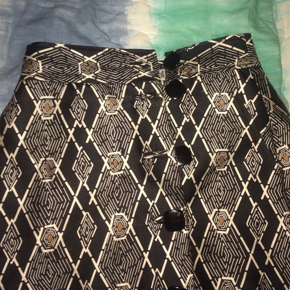 Printed Skirt - Picture 2 of 3