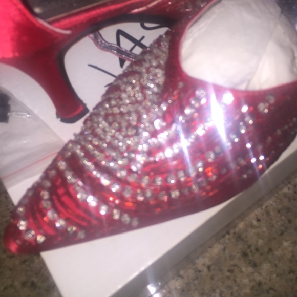 Red Astro Heels - Picture 2 of 2
