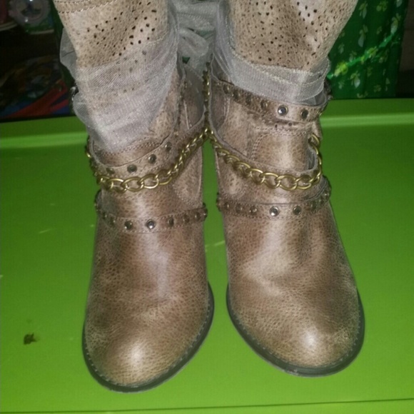 Women's not rated cowgirl boots. FINAL PRICE DROP!