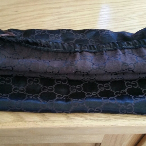 Gucci dust bag