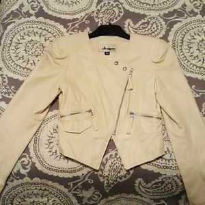 Leather cropped jacket