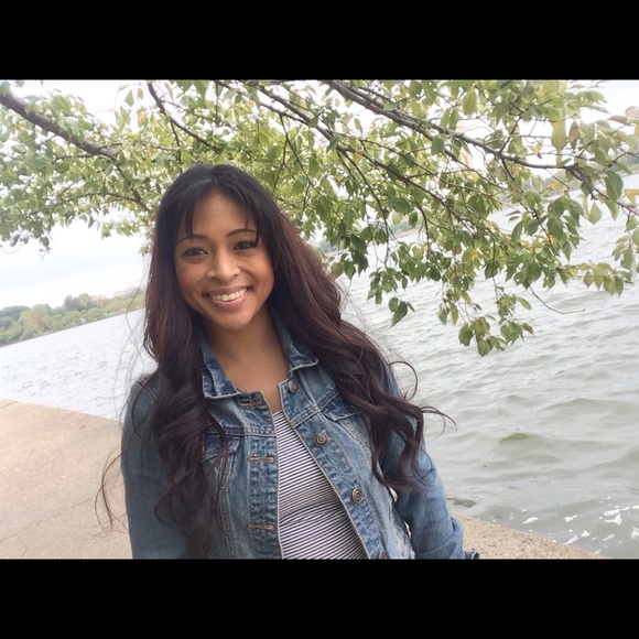 Meet your Posher, Sheena