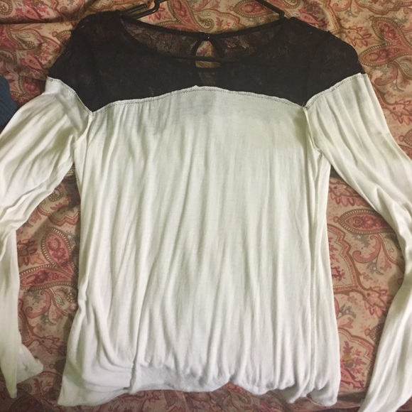 Lacey full sleeves top