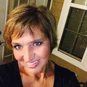 Meet your Posher, Laura ann